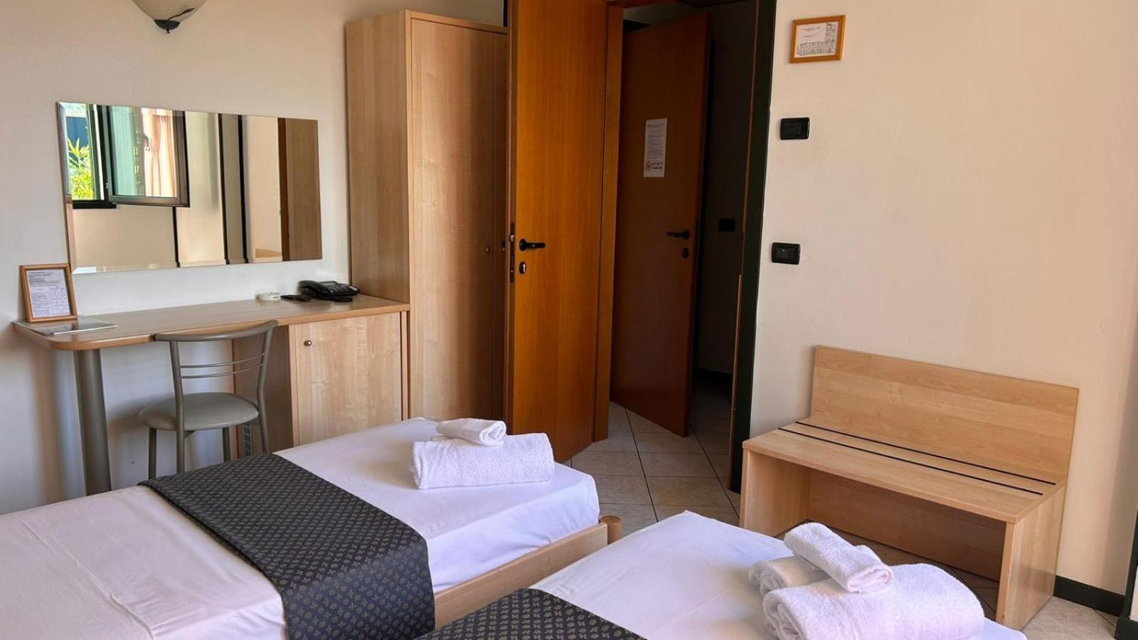 Hotel Gran Delta Di Alba-Invest Srl Rosolina Exterior foto