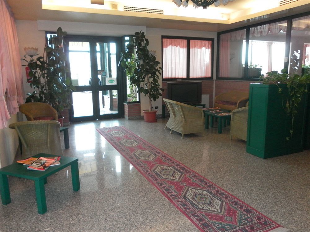 Hotel Gran Delta Di Alba-Invest Srl Rosolina Exterior foto